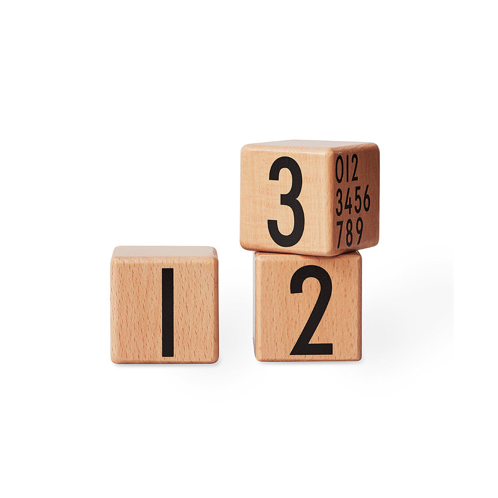 Wooden cubes 0-9
