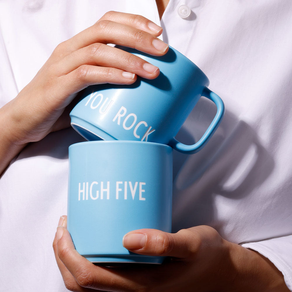 Lieblingsbecher mit Henkel – Porzellantasse mit Henkel – Design Letters DE